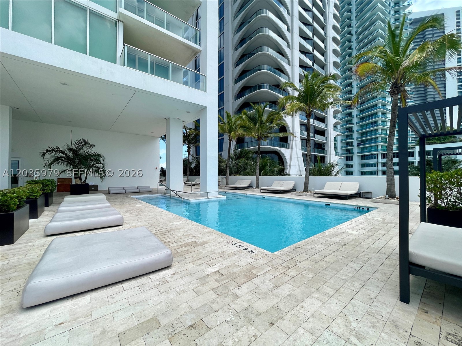 1040 Biscayne Blvd #1105, Miami FL 33132