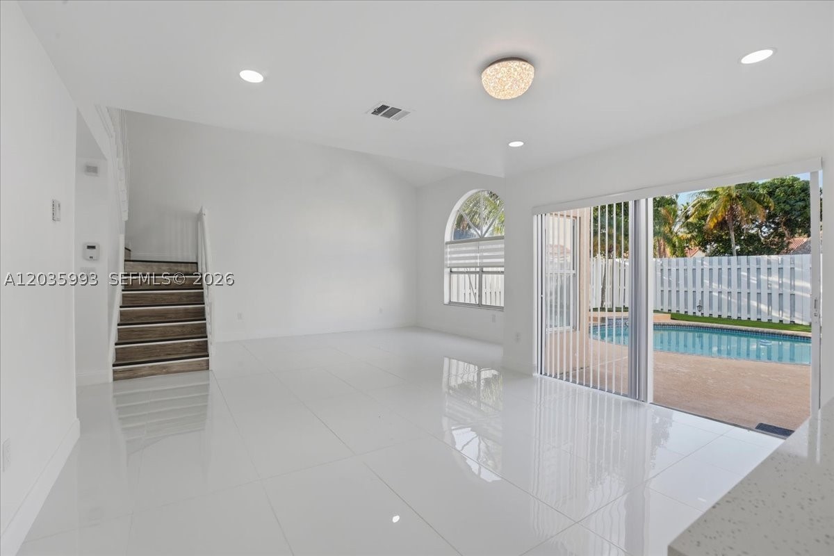 13209 NW 12th Ct, Sunrise FL 33323