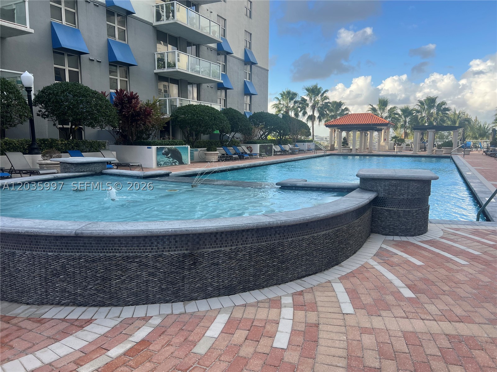 5085 NW 7th St #711, Miami FL 33126