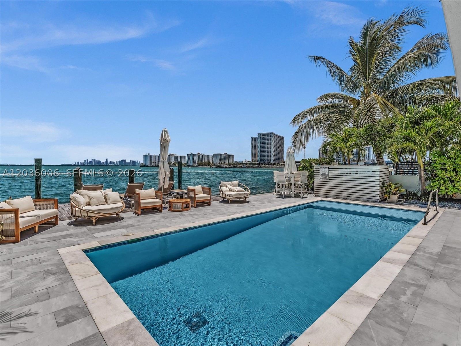1930 Bay Dr #PH1, Miami Beach FL 33141