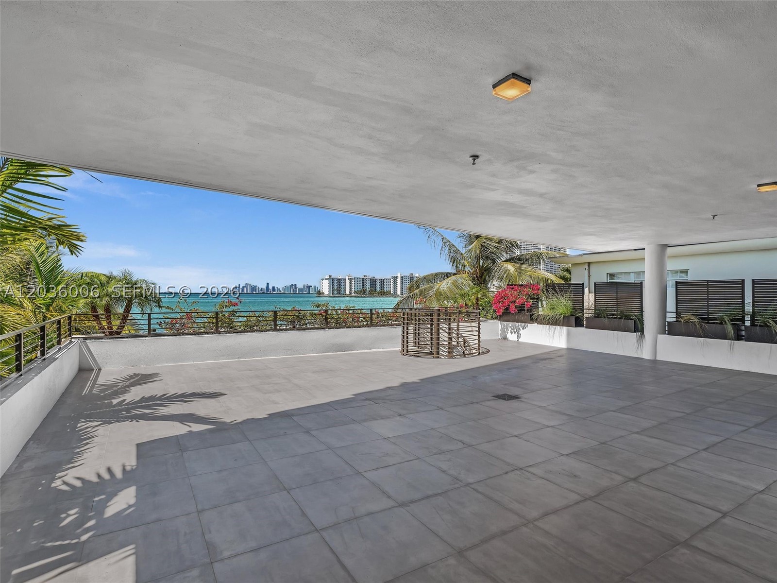 1930 Bay Dr #PH1, Miami Beach FL 33141