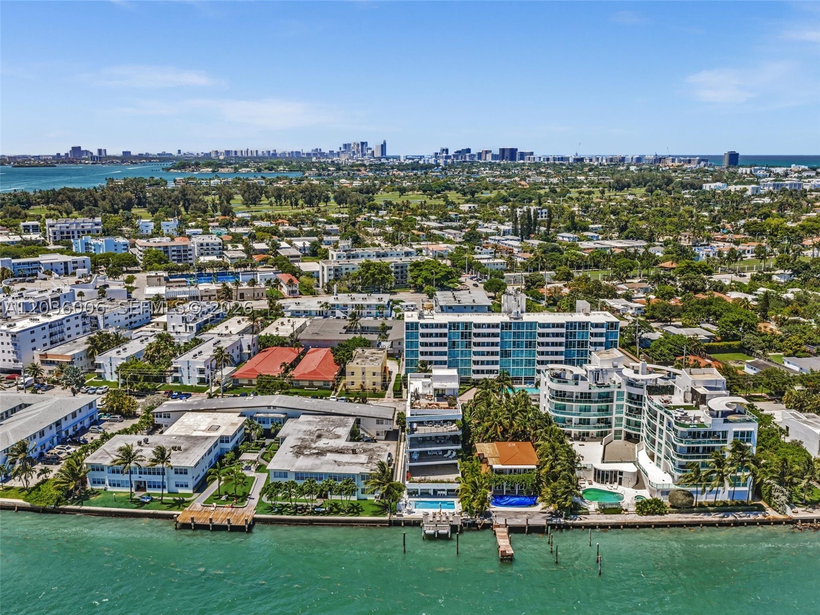 1930 Bay Dr #PH1, Miami Beach FL 33141