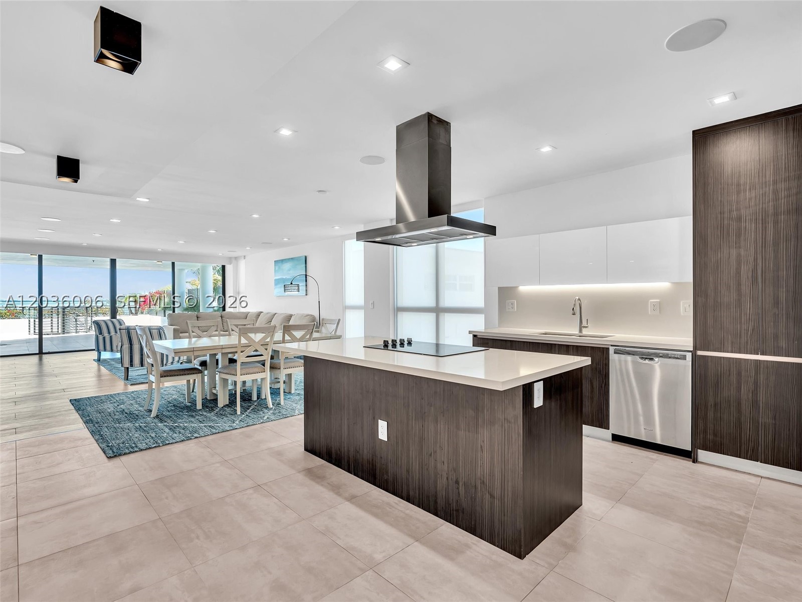 1930 Bay Dr #PH1, Miami Beach FL 33141