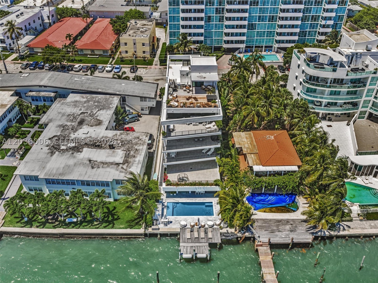 1930 Bay Dr #PH1, Miami Beach FL 33141