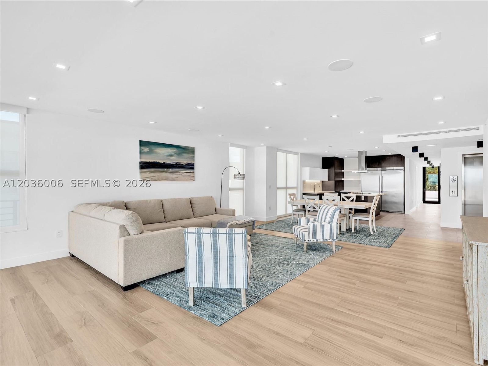 1930 Bay Dr #PH1, Miami Beach FL 33141