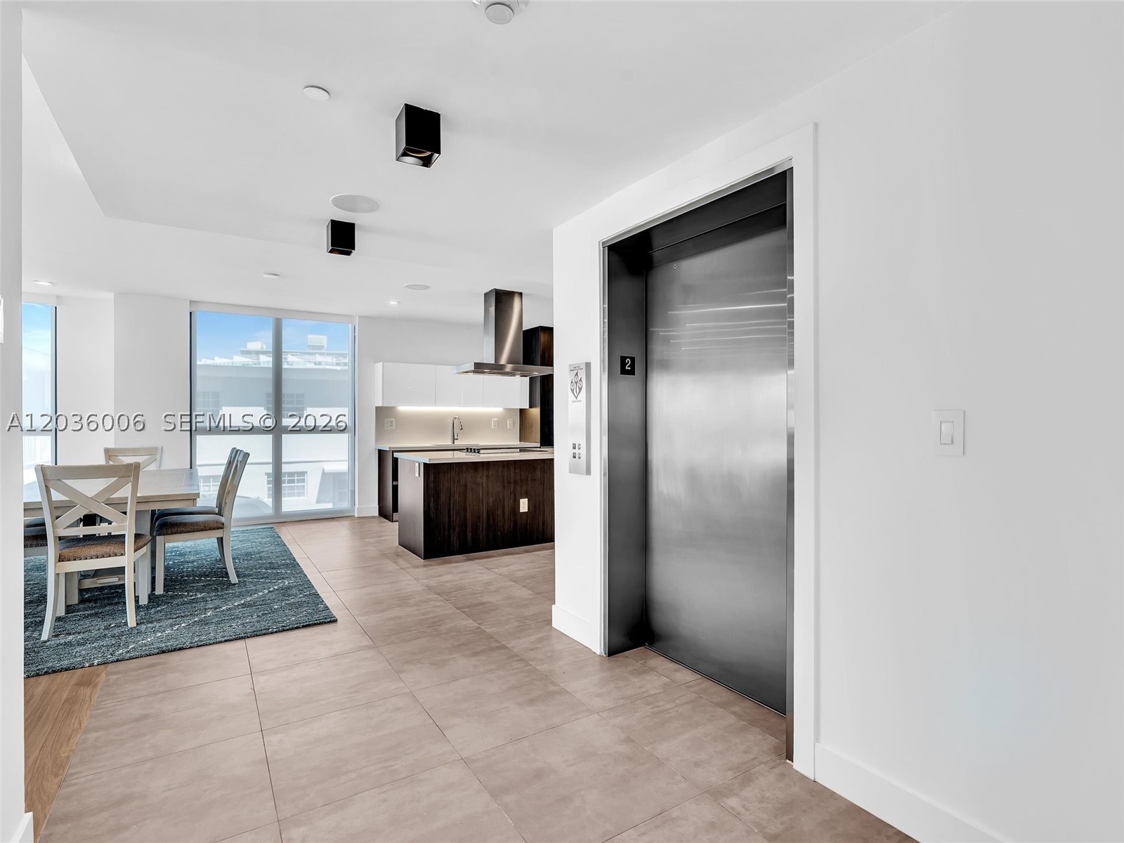 1930 Bay Dr #PH1, Miami Beach FL 33141