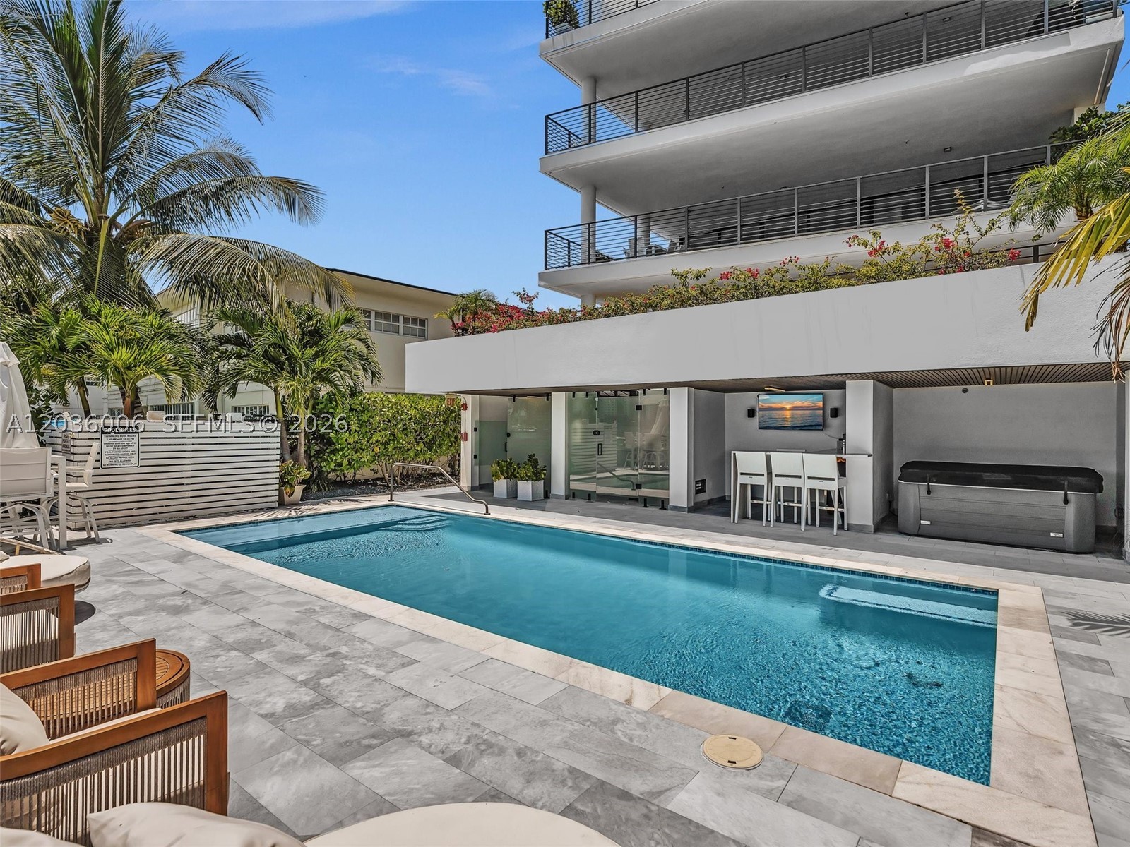 1930 Bay Dr #PH1, Miami Beach FL 33141