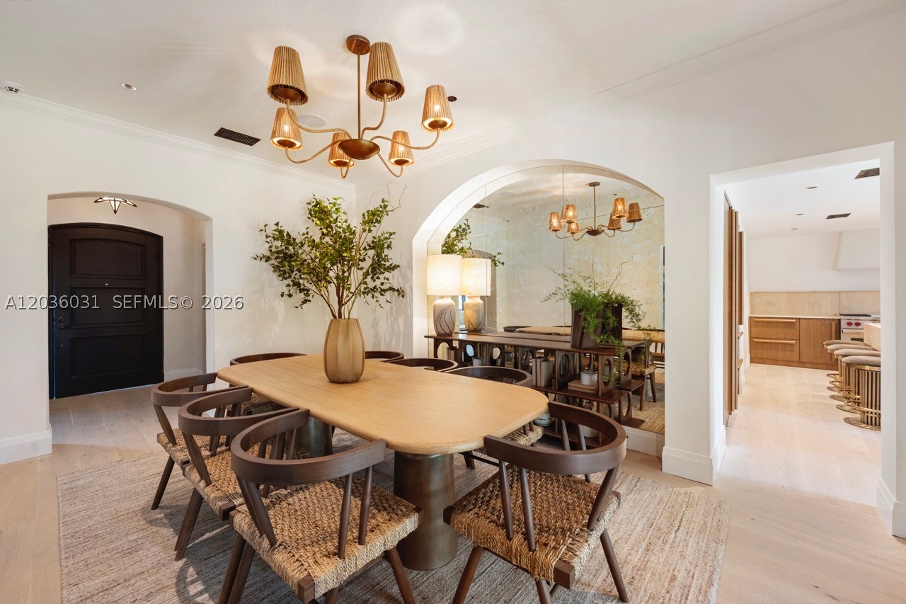 4727 N Bay Rd, Miami Beach FL 33140
