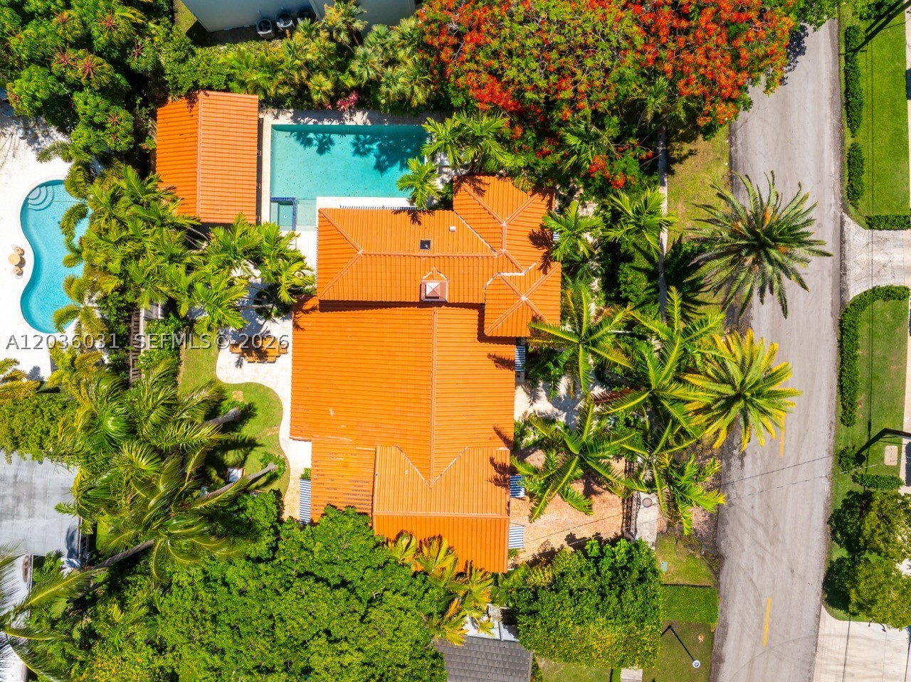 4727 N Bay Rd, Miami Beach FL 33140