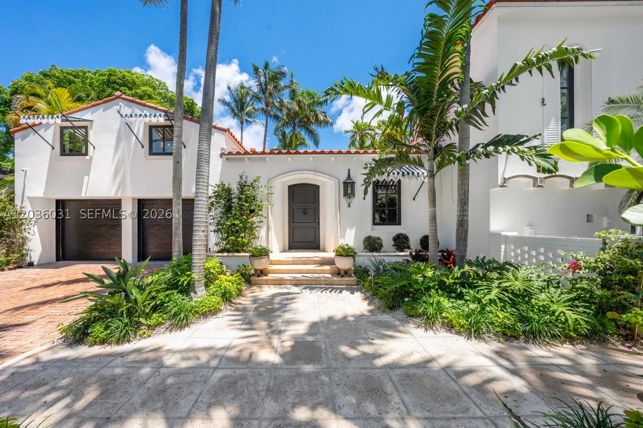 4727 N Bay Rd, Miami Beach FL 33140
