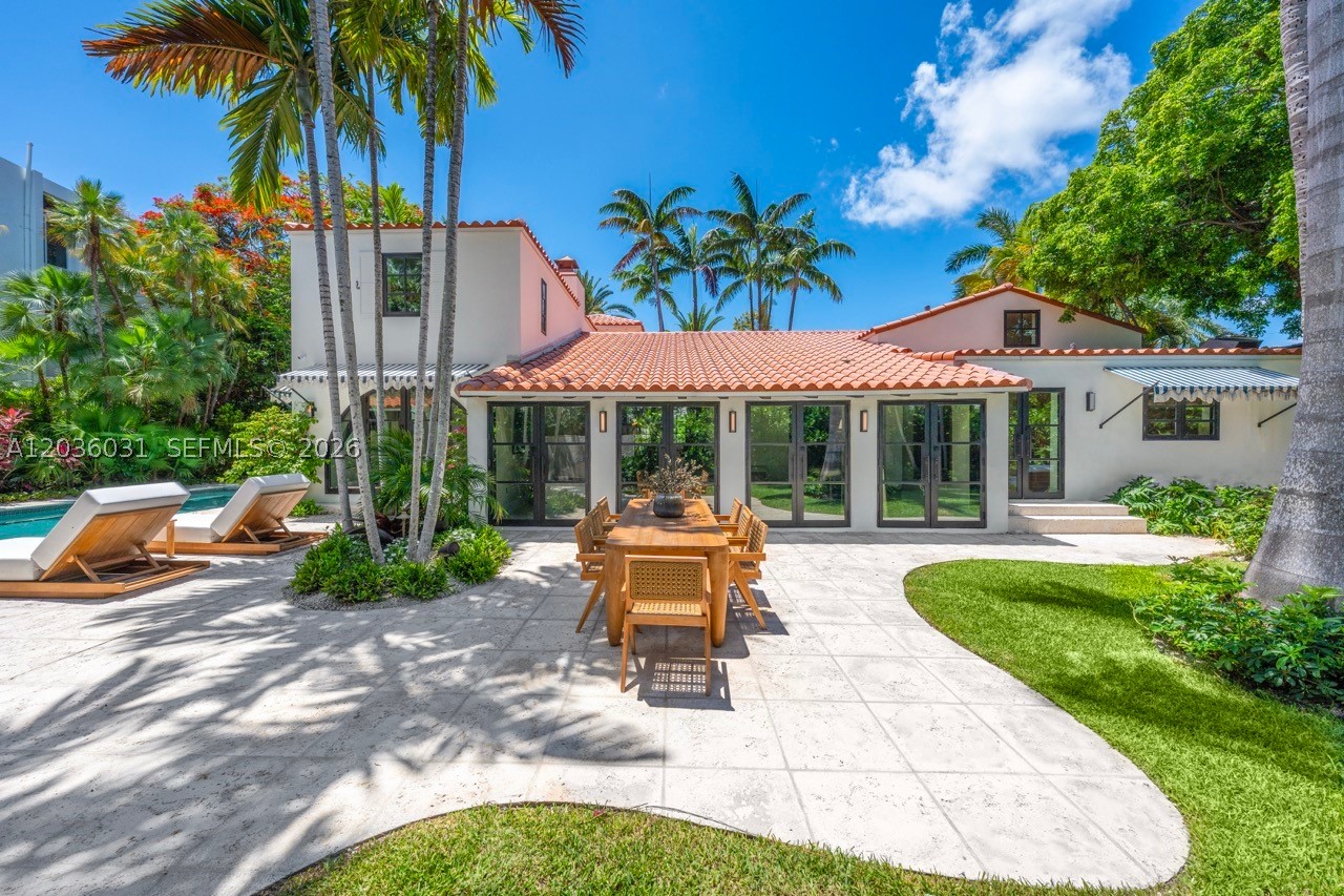 4727 N Bay Rd, Miami Beach FL 33140