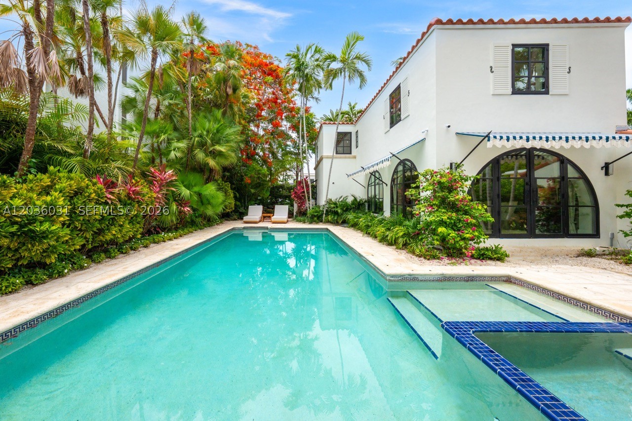 4727 N Bay Rd, Miami Beach FL 33140