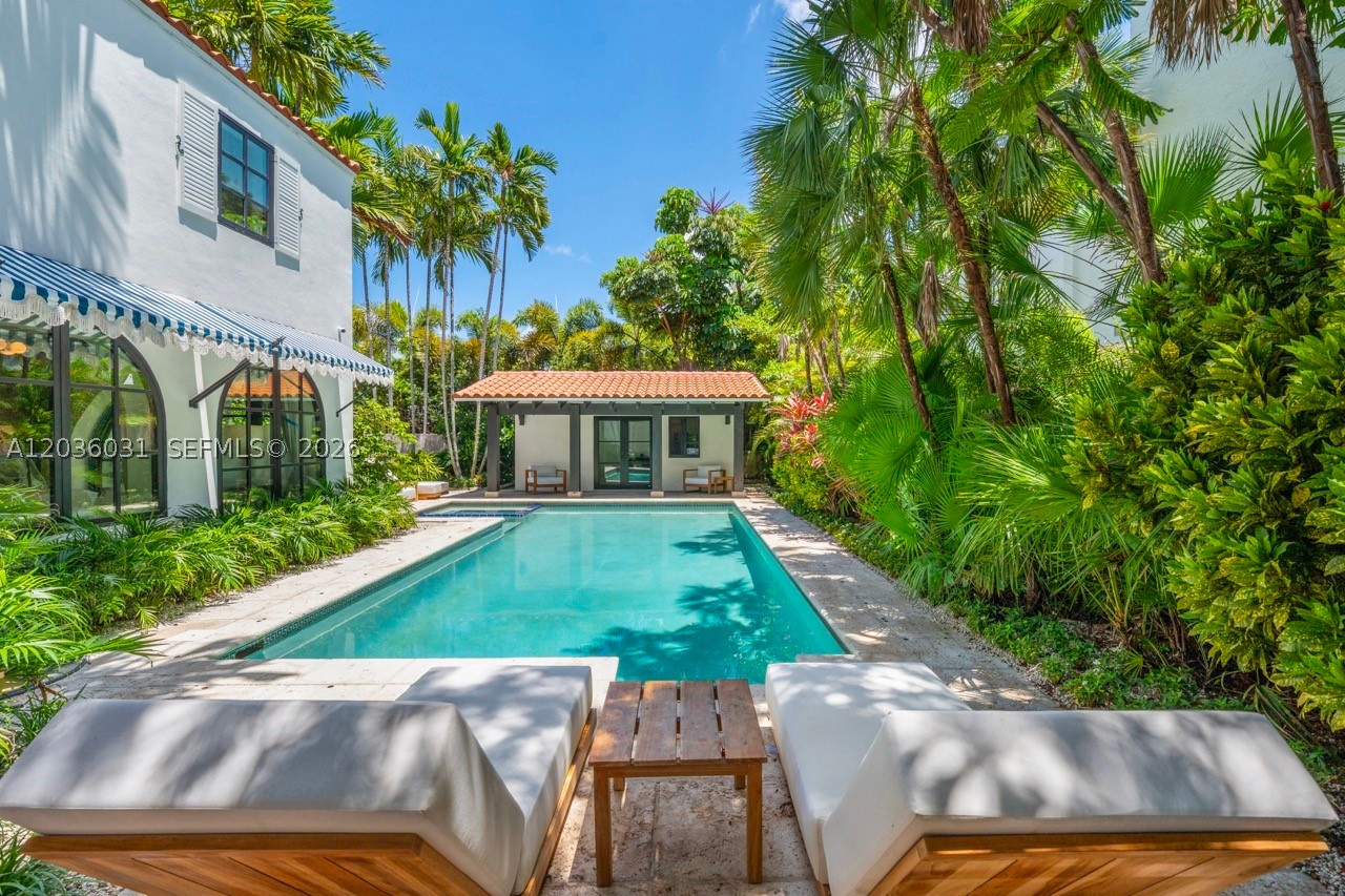 4727 N Bay Rd, Miami Beach FL 33140