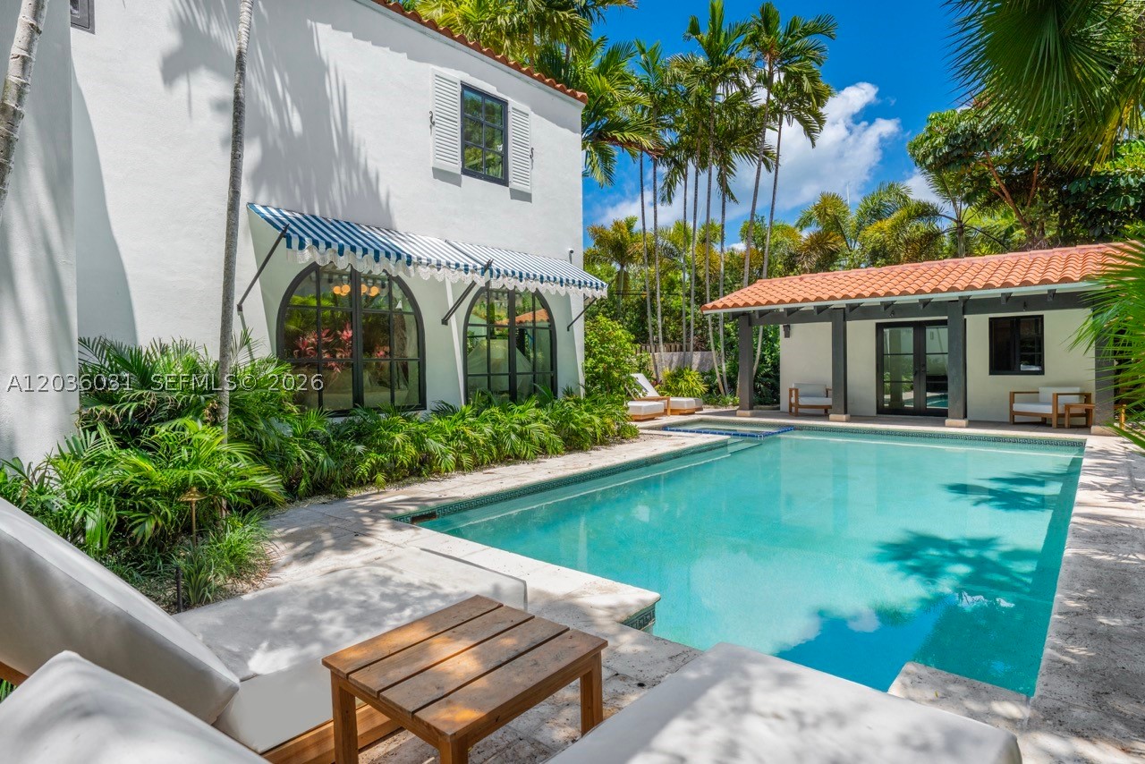 4727 N Bay Rd, Miami Beach FL 33140