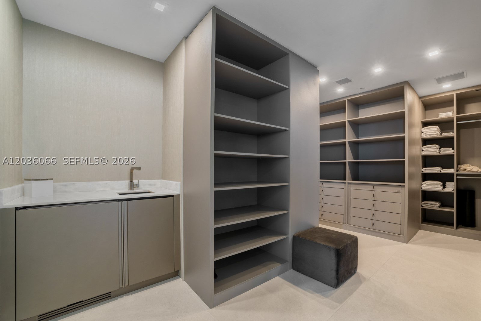 18975 Collins Ave #3000, Sunny Isles Beach FL 33160