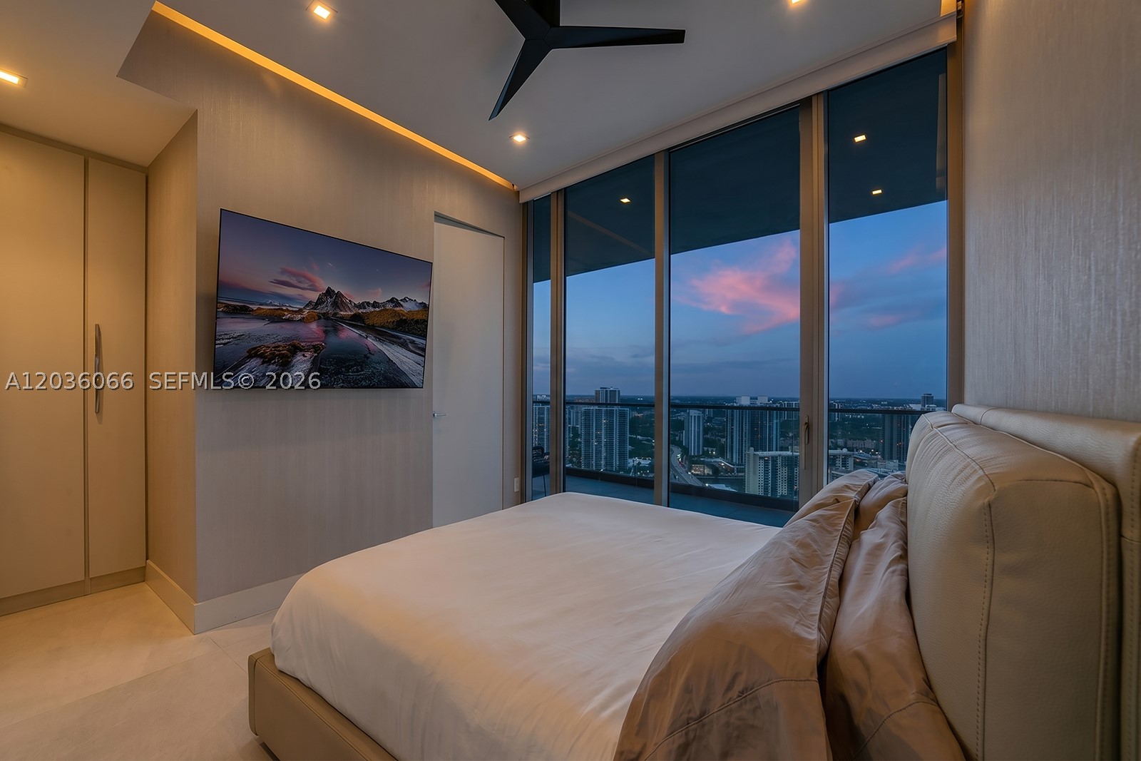 18975 Collins Ave #3000, Sunny Isles Beach FL 33160