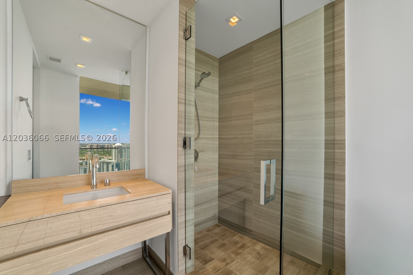 18975 Collins Ave #3000, Sunny Isles Beach FL 33160