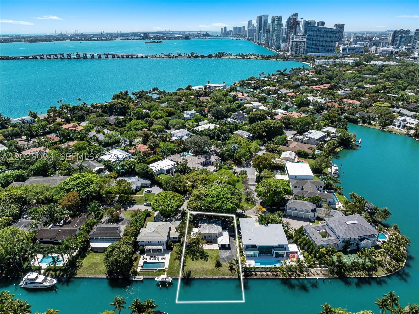 655 Buttonwood Ln, Miami FL 33137