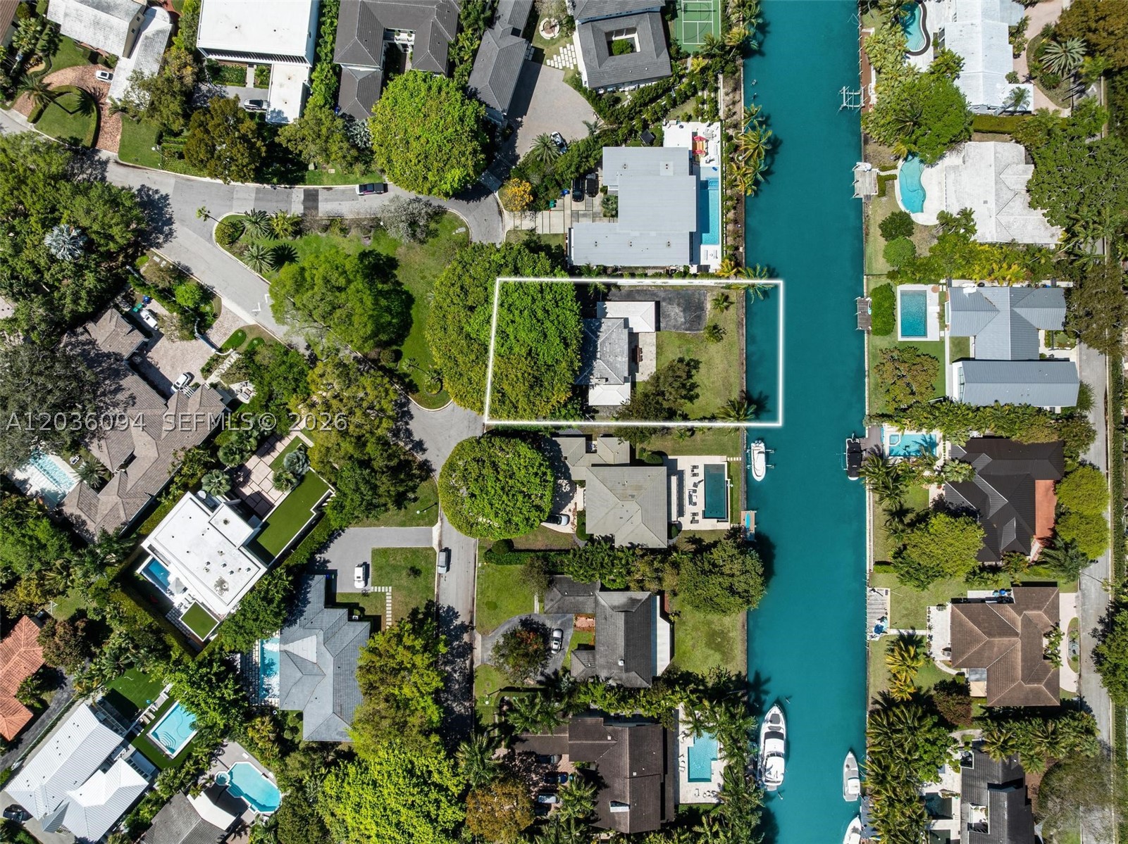 655 Buttonwood Ln, Miami FL 33137
