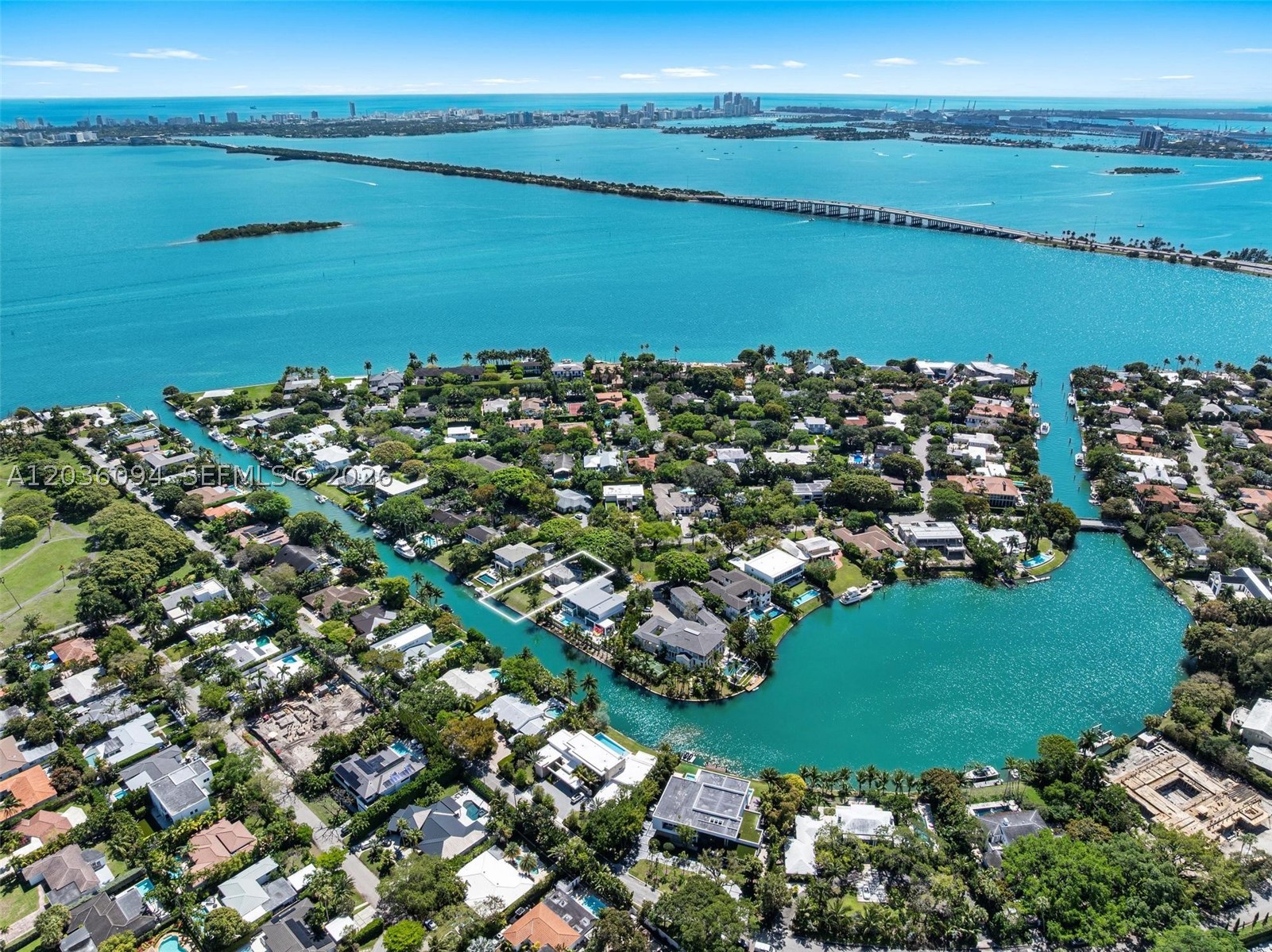 655 Buttonwood Ln, Miami FL 33137