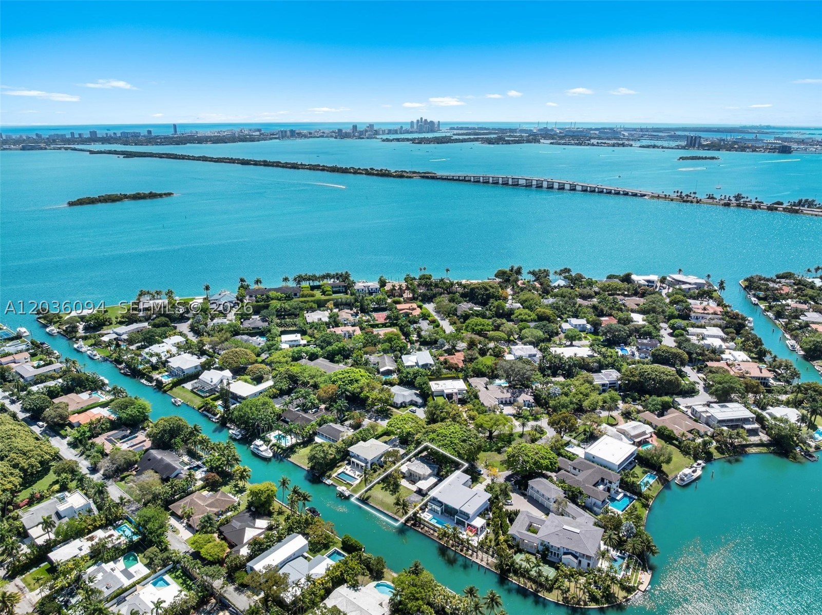 655 Buttonwood Ln, Miami FL 33137