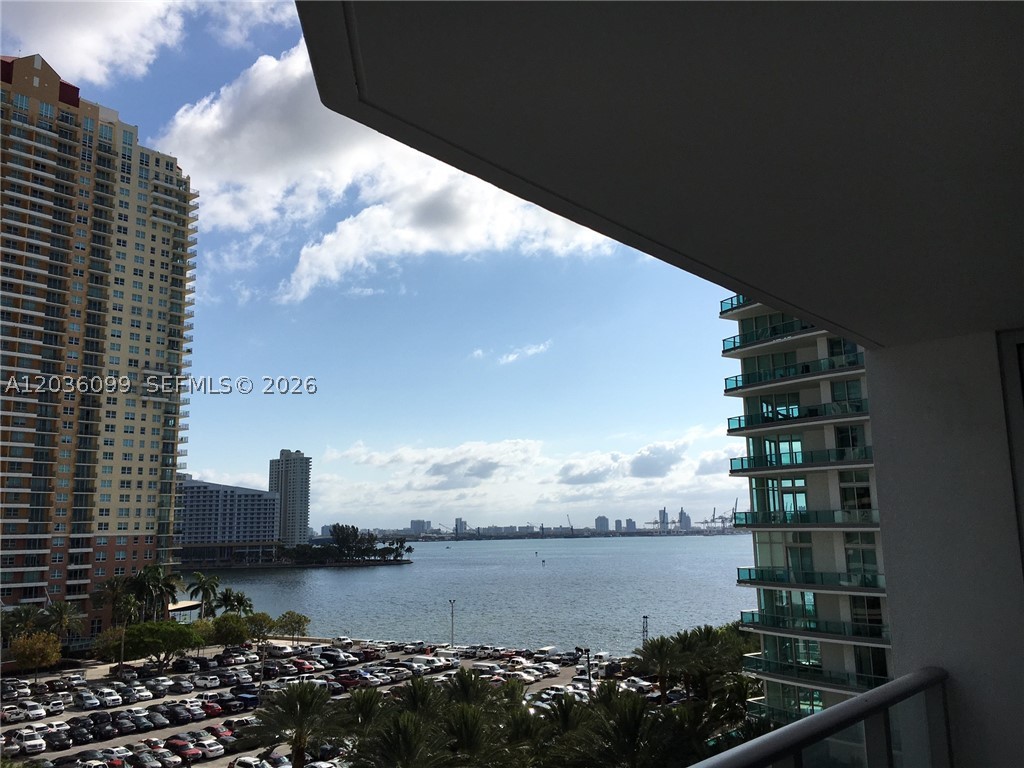 1300 Brickell Bay Dr #710, Miami FL 33131