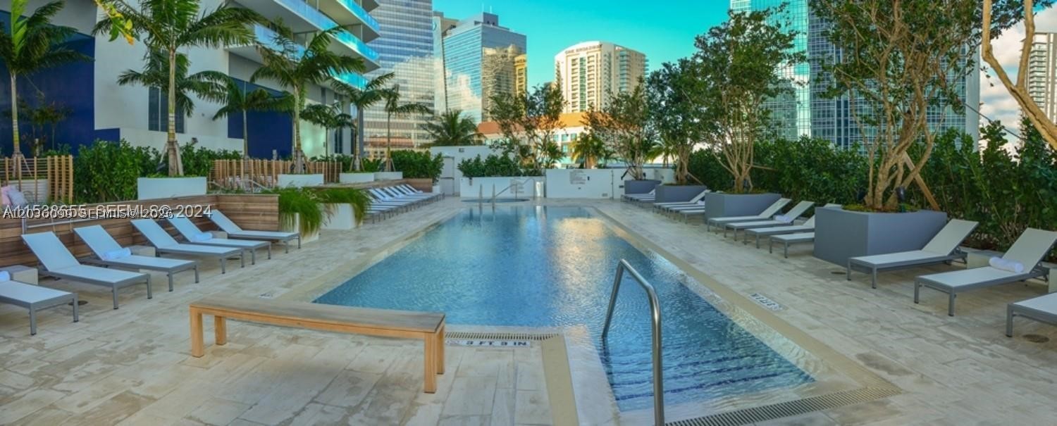 1300 Brickell Bay Dr #710, Miami FL 33131