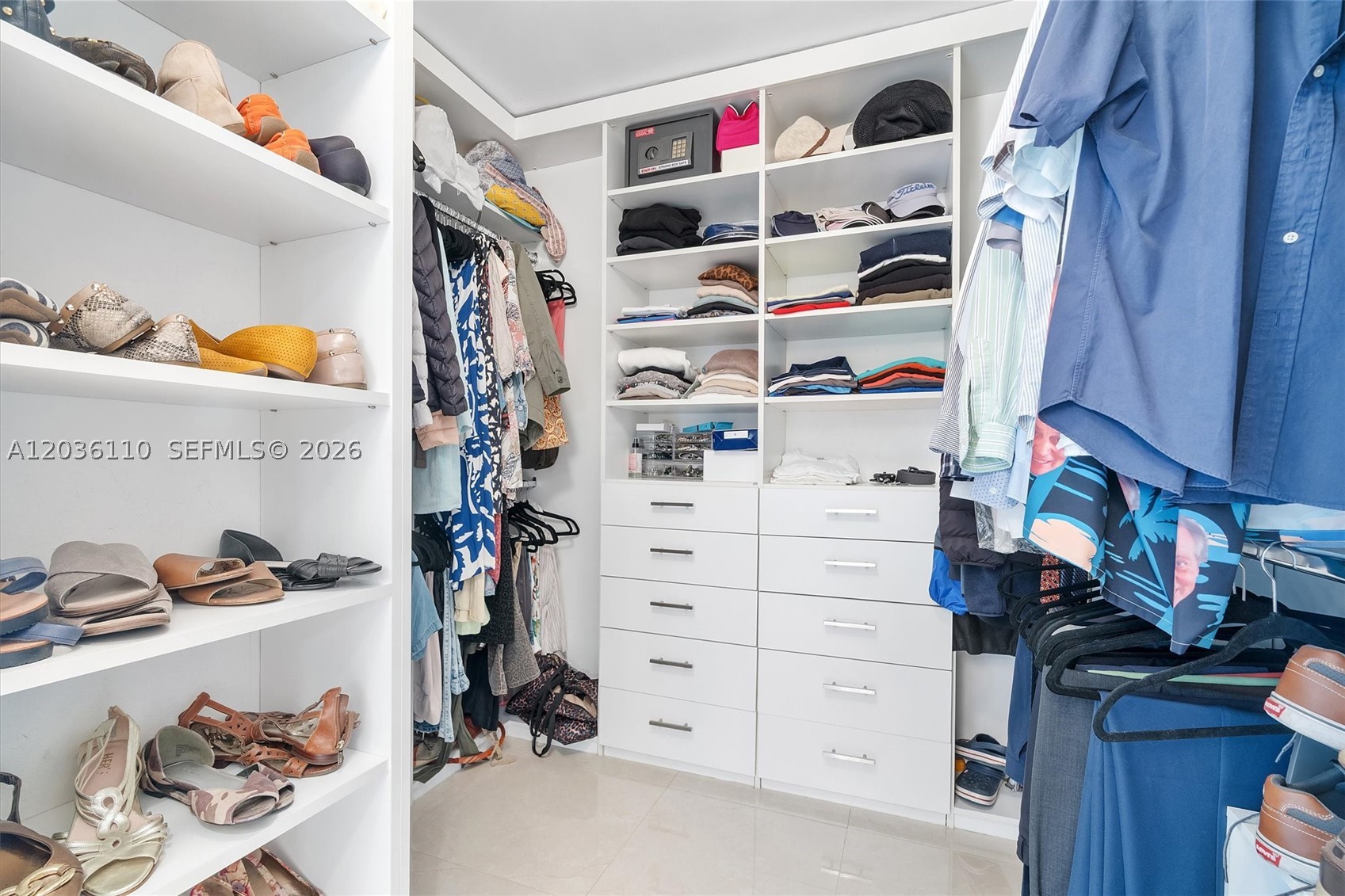 1000 W Island Blvd #2307, Aventura FL 33160