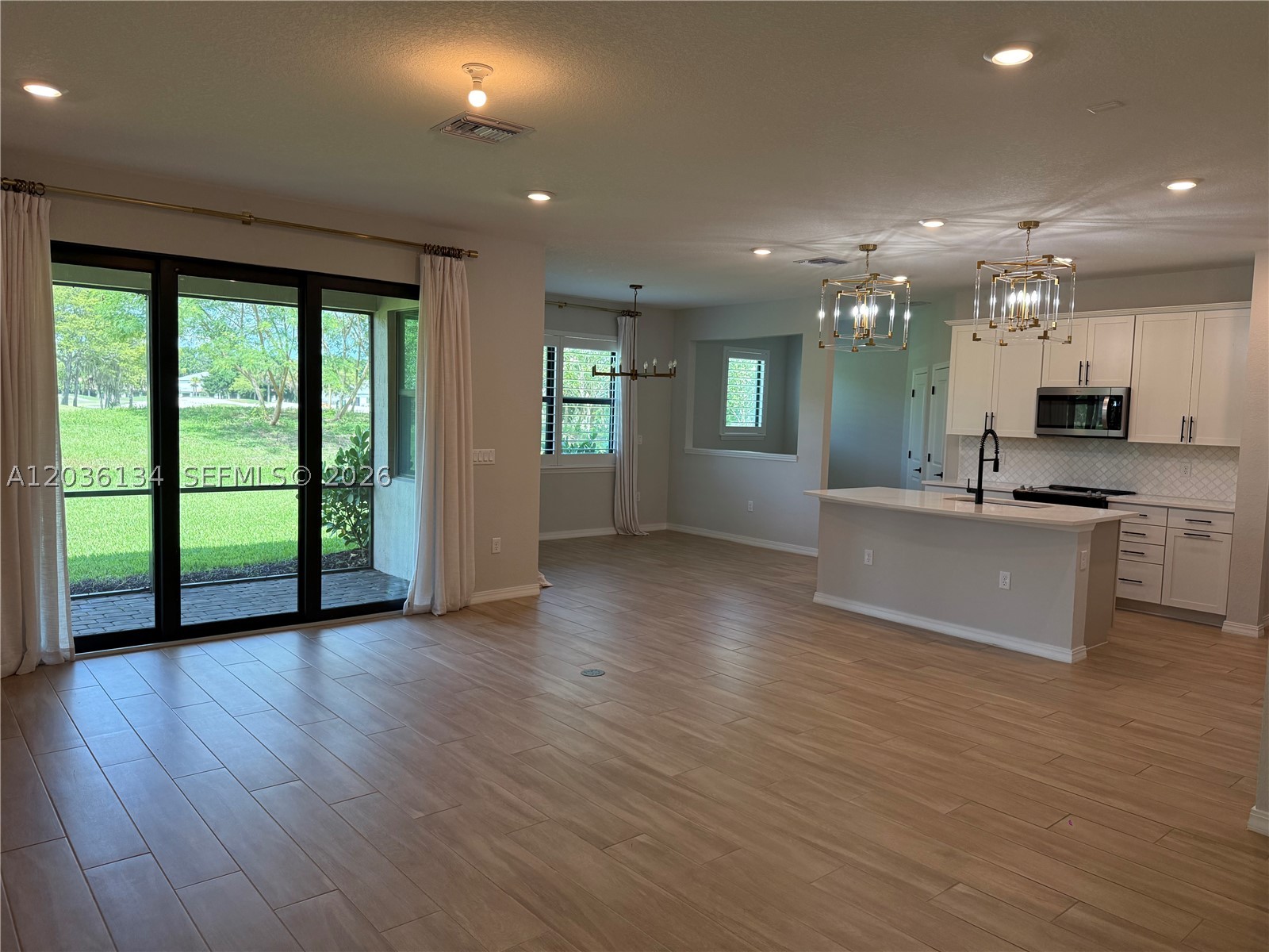 8112 NW 78th St #8112, Tamarac FL 33321