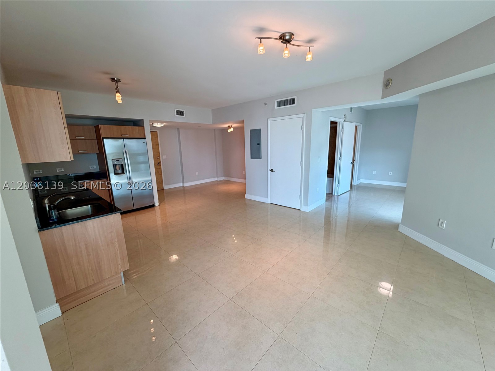 350 S Miami Ave #3507, Miami FL 33130
