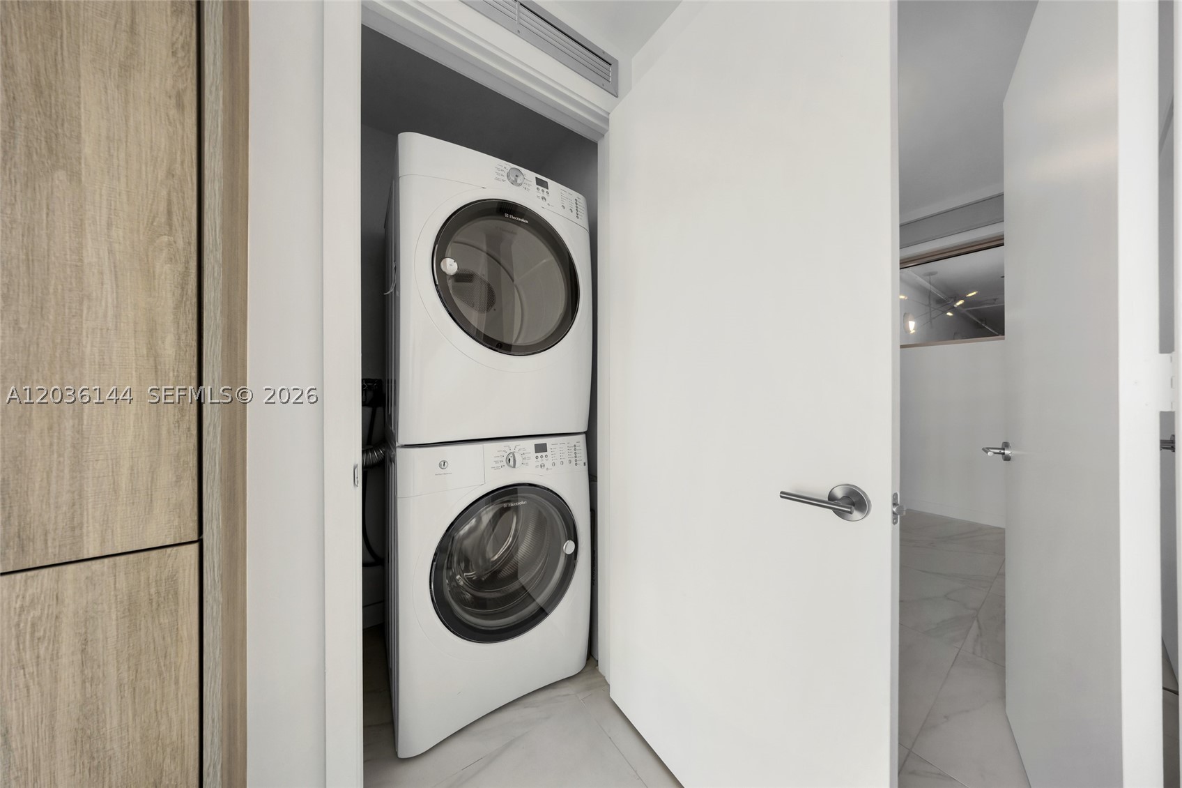 2900 NE 7th Ave #1806, Miami FL 33137
