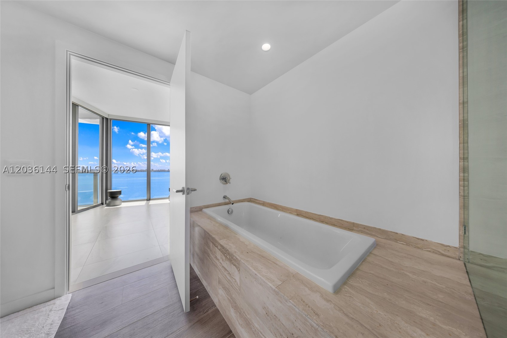 2900 NE 7th Ave #1806, Miami FL 33137