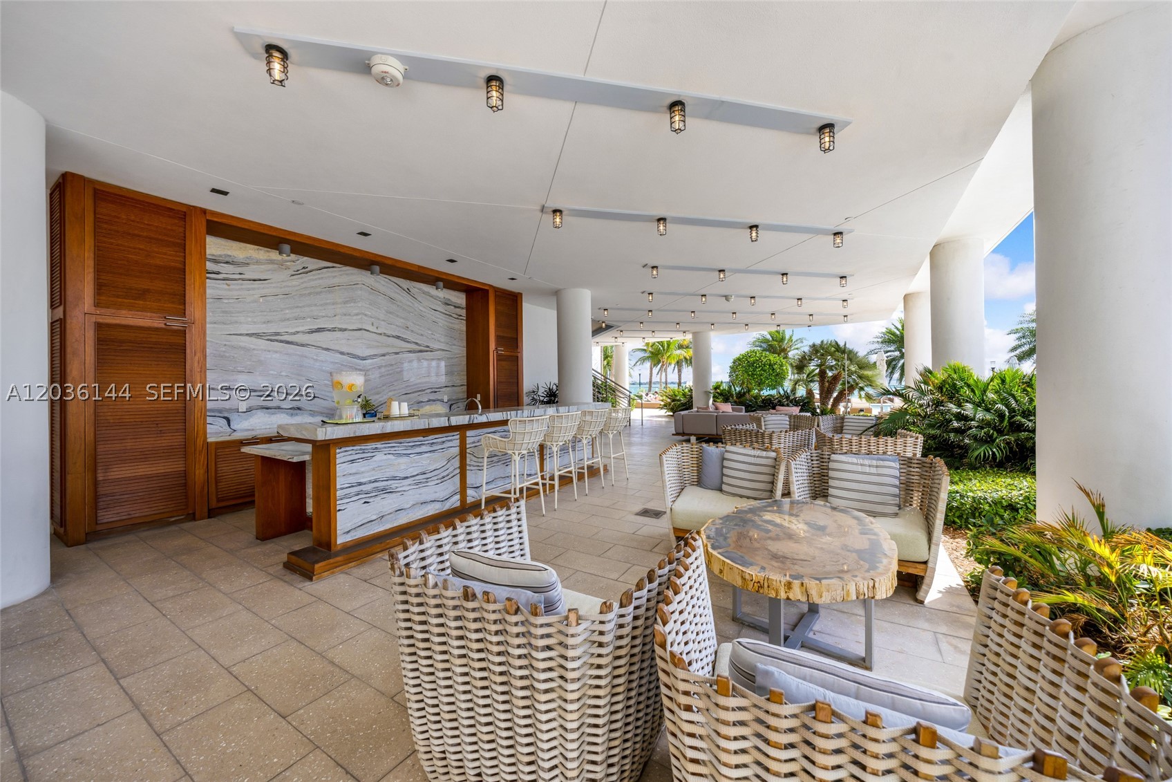 2900 NE 7th Ave #1806, Miami FL 33137