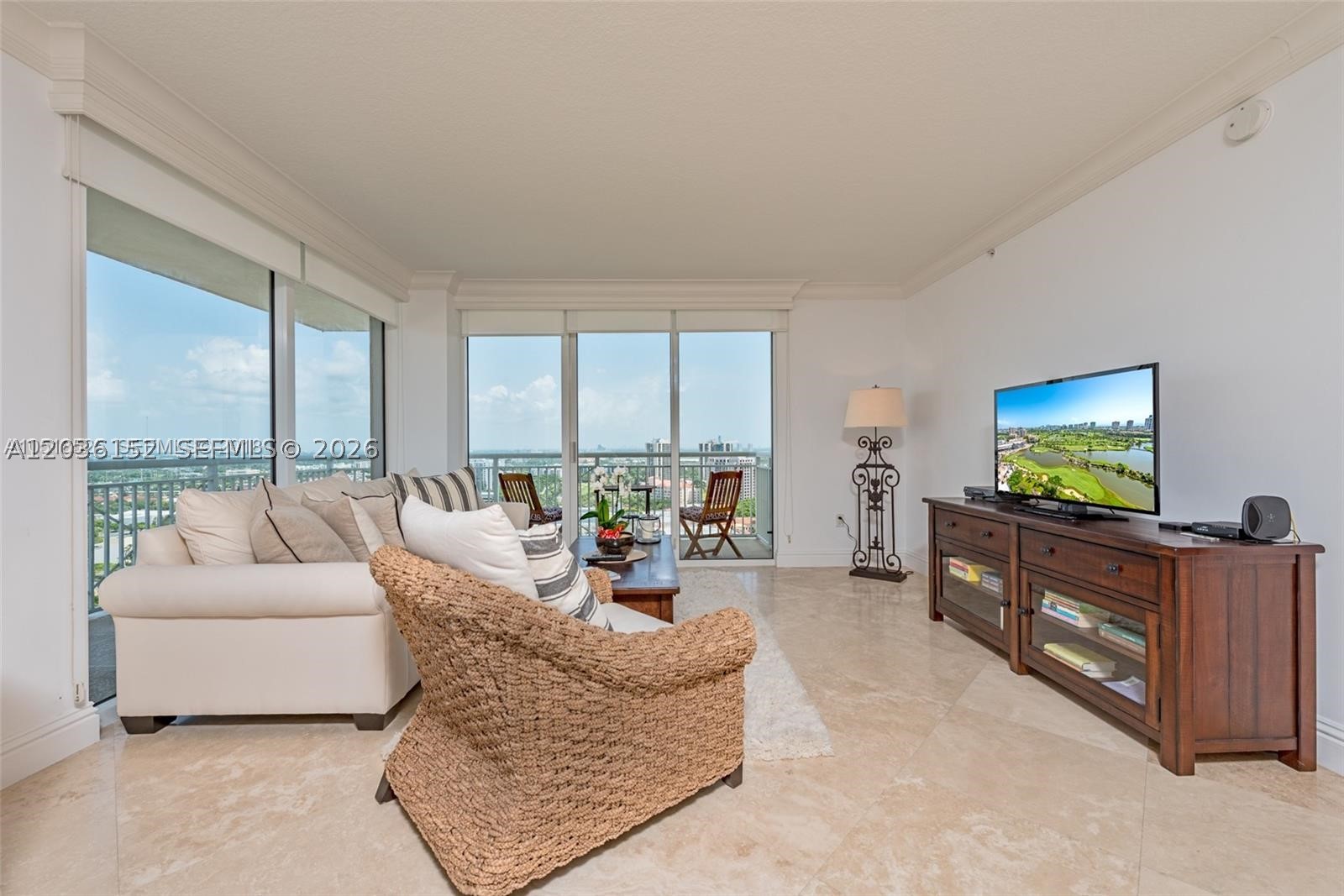 19501 W Country Club Dr #2513, Aventura FL 33180