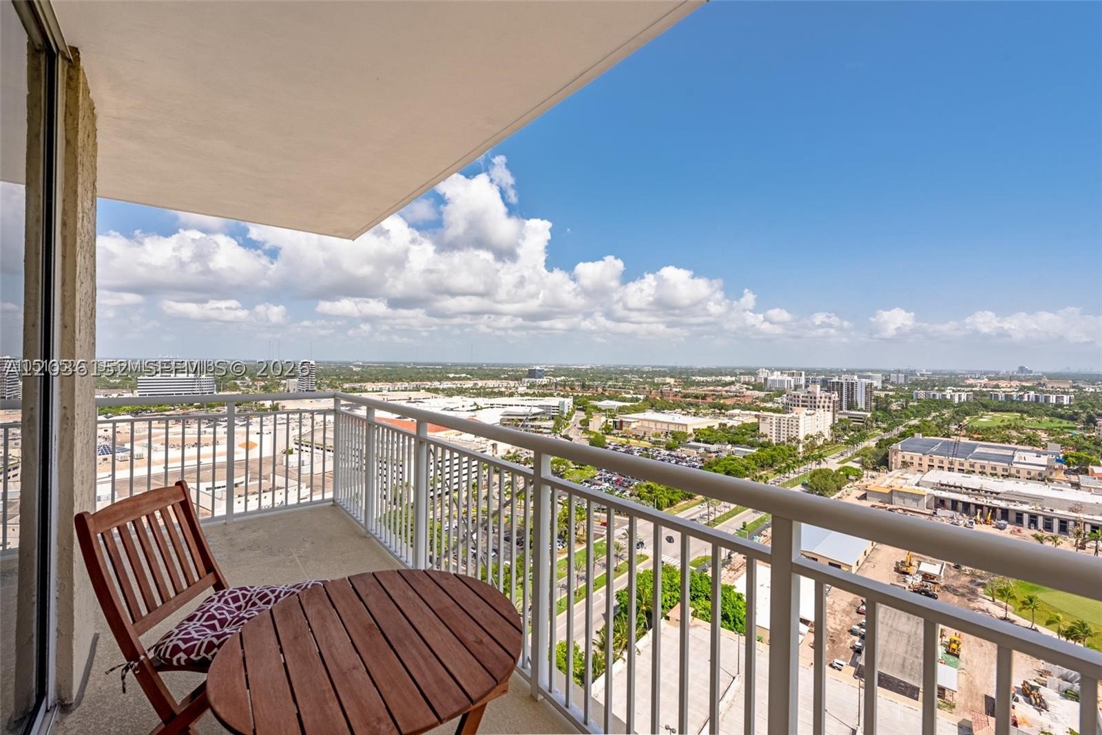 19501 W Country Club Dr #2513, Aventura FL 33180