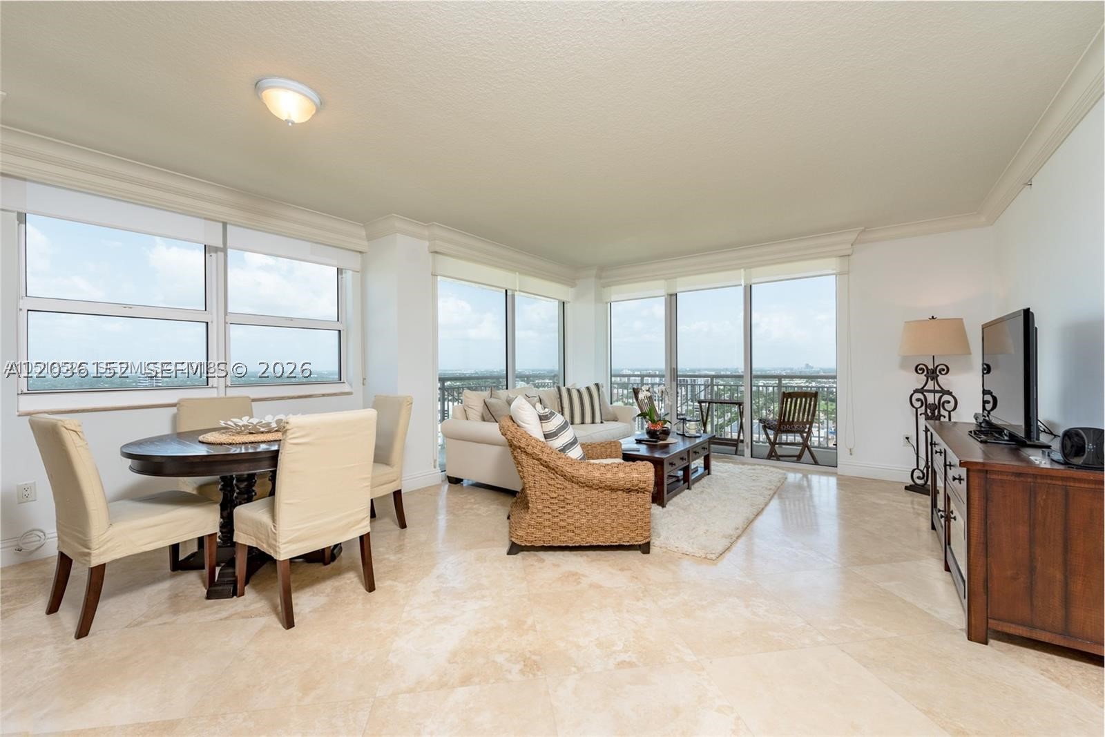19501 W Country Club Dr #2513, Aventura FL 33180