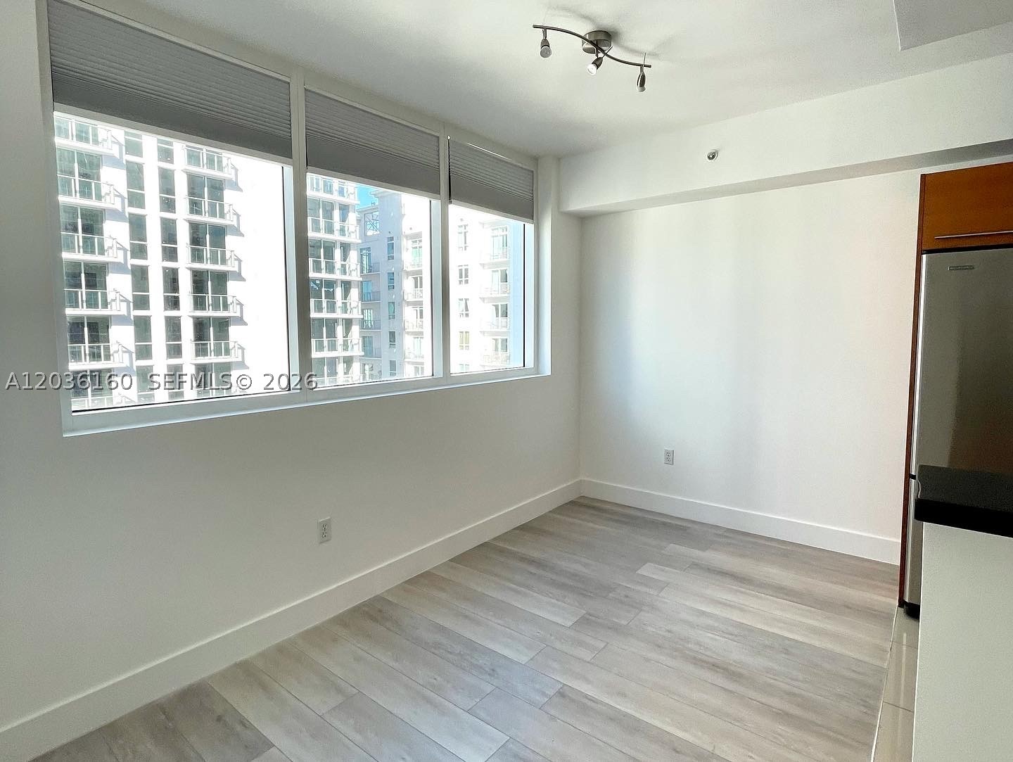 253 NE 2nd St #2108, Miami FL 33132