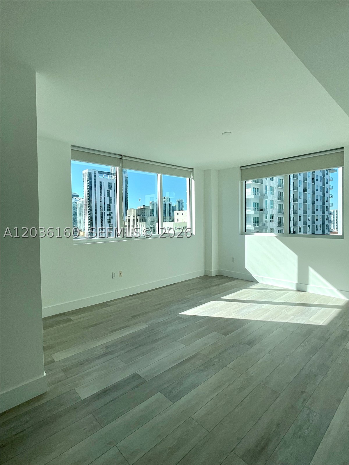 253 NE 2nd St #2108, Miami FL 33132