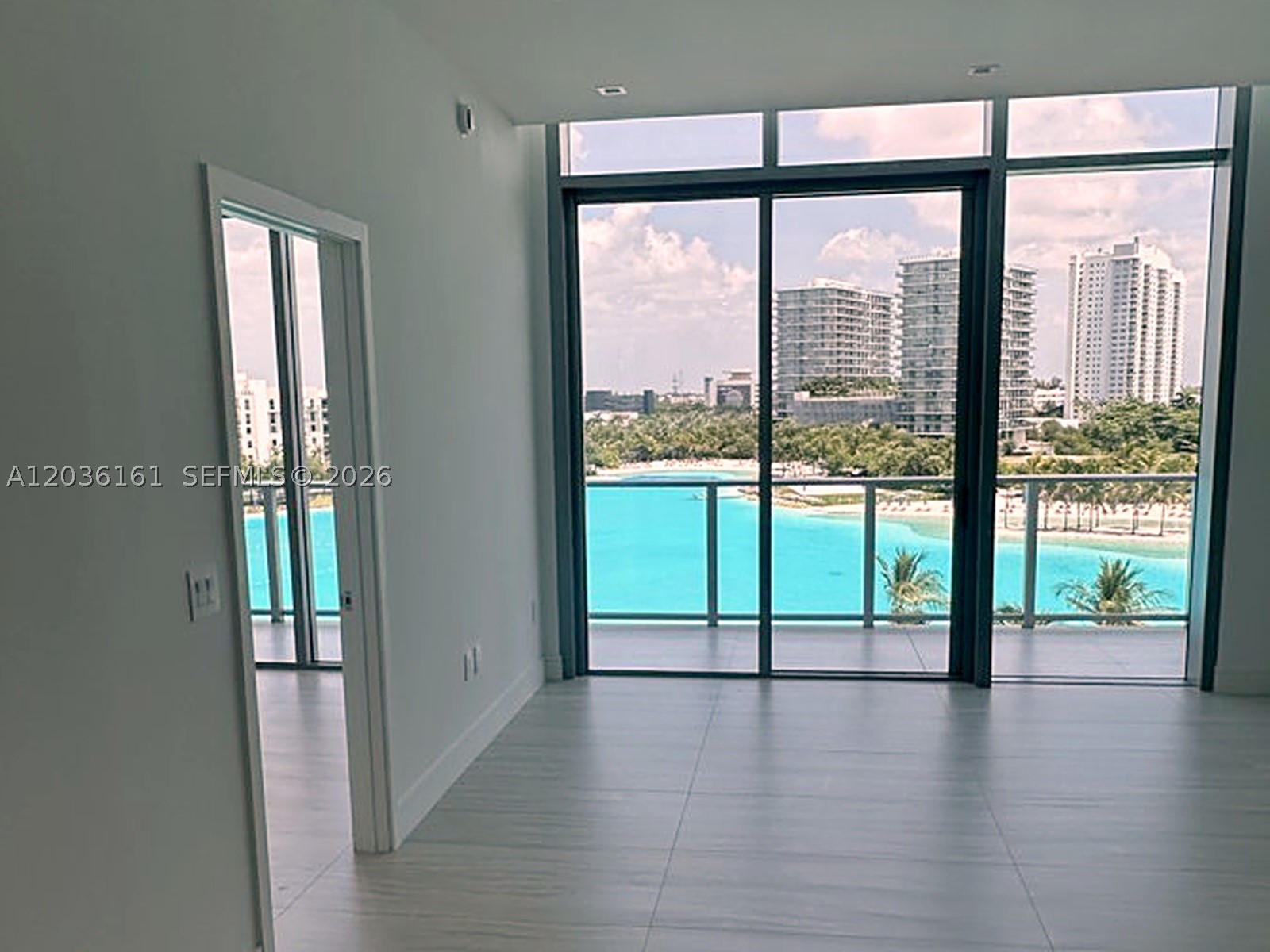 2411 Laguna Circle #509, Miami Gardens FL 33181