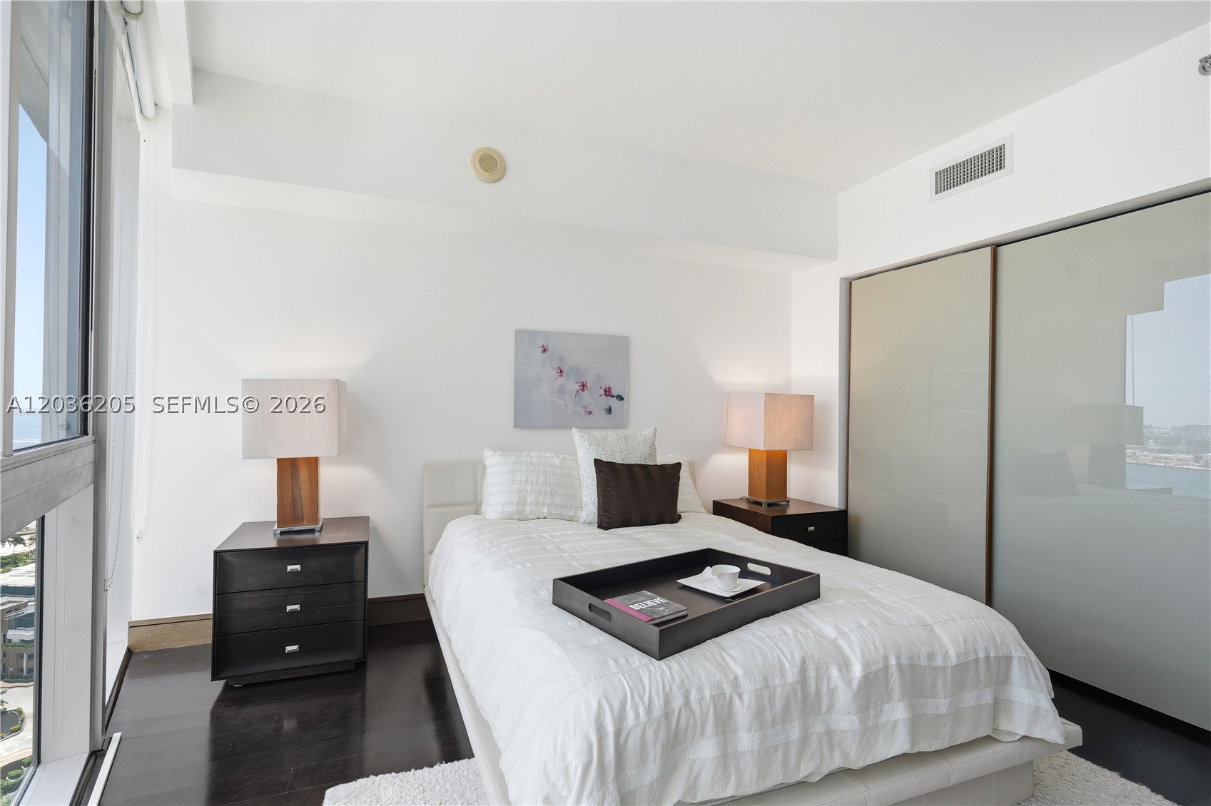 465 Brickell Ave #2101, Miami FL 33131