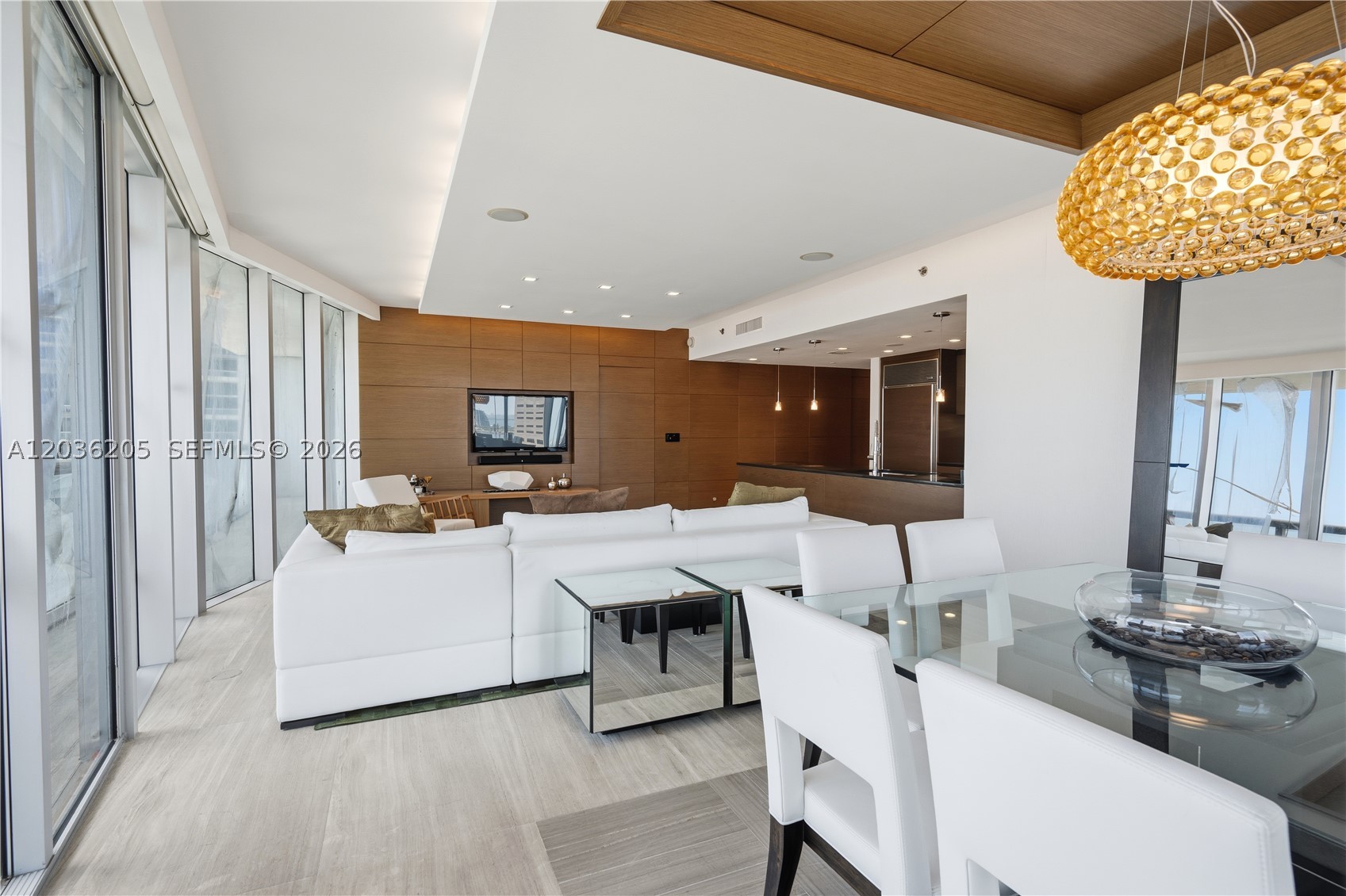 465 Brickell Ave #2101, Miami FL 33131