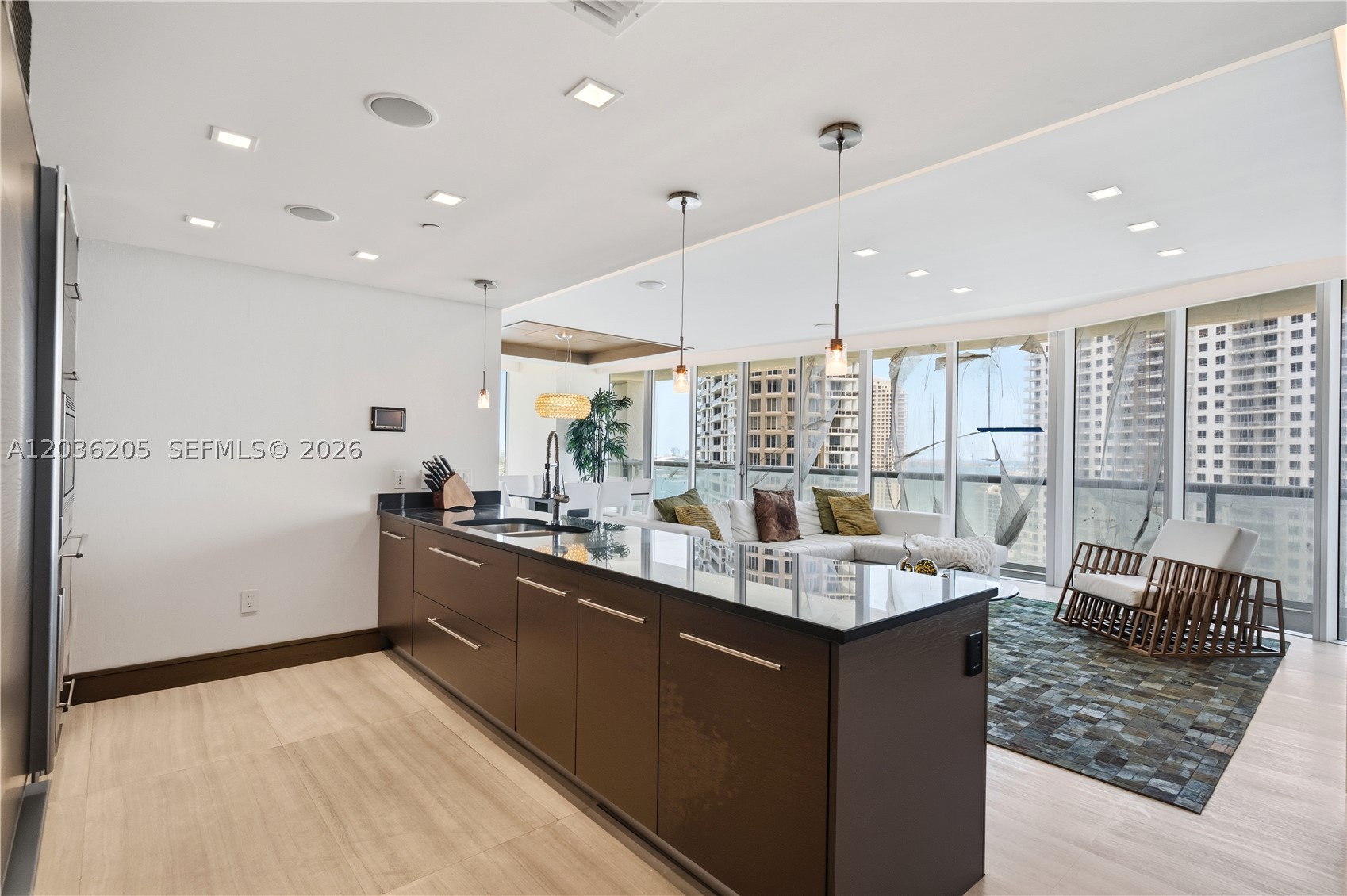 465 Brickell Ave #2101, Miami FL 33131