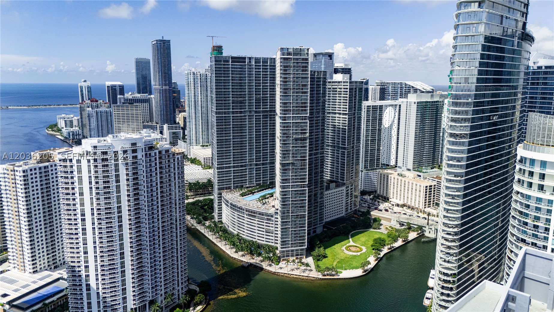 465 Brickell Ave #2101, Miami FL 33131