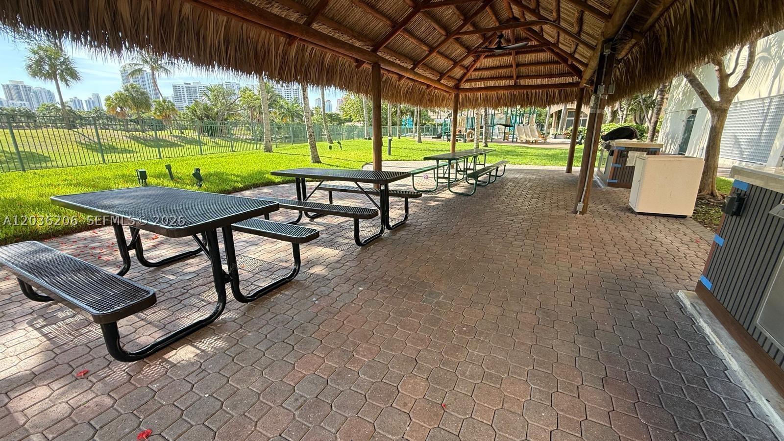 19501 W Country Club Dr #1212, Aventura FL 33180