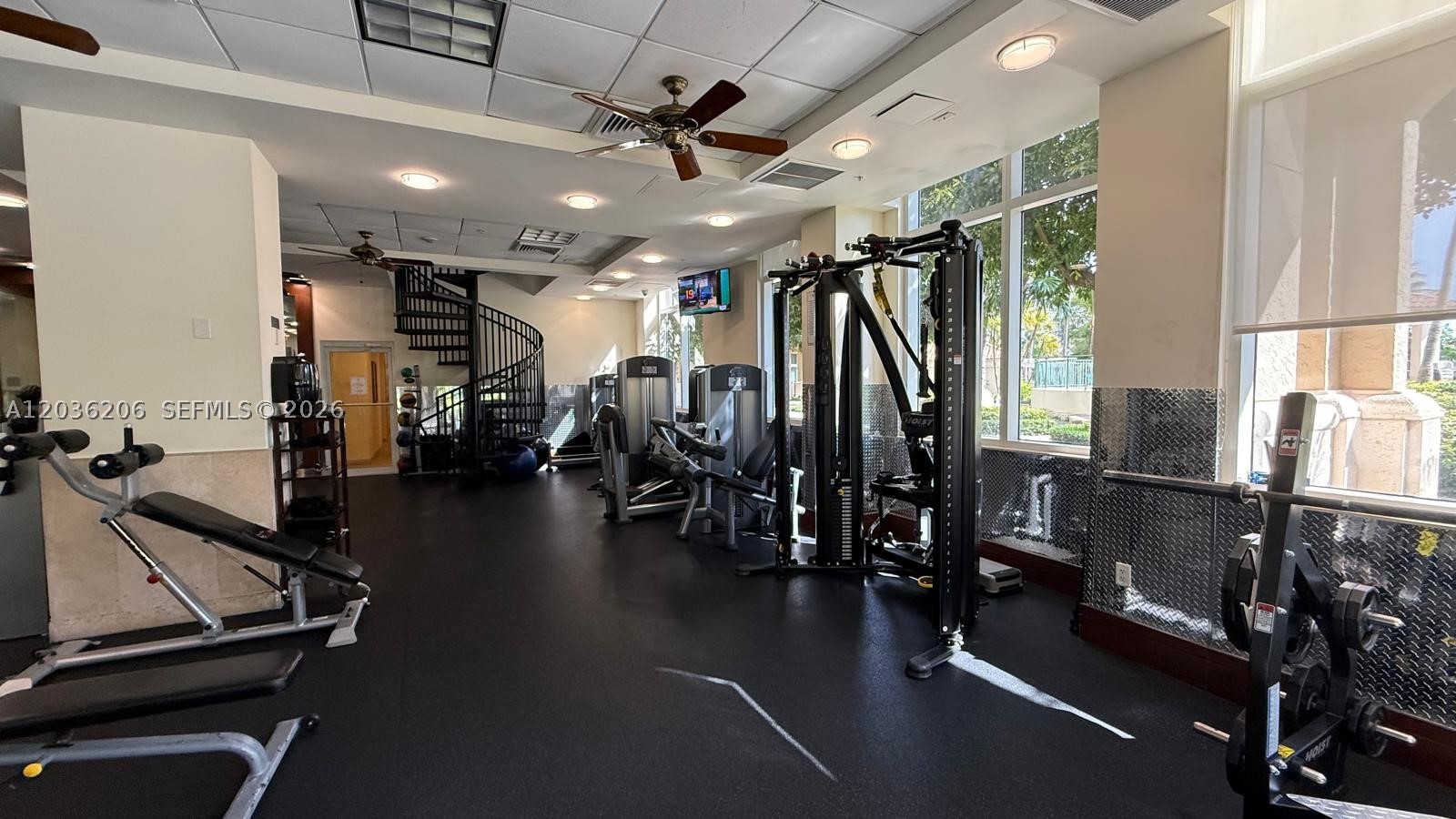 19501 W Country Club Dr #1212, Aventura FL 33180