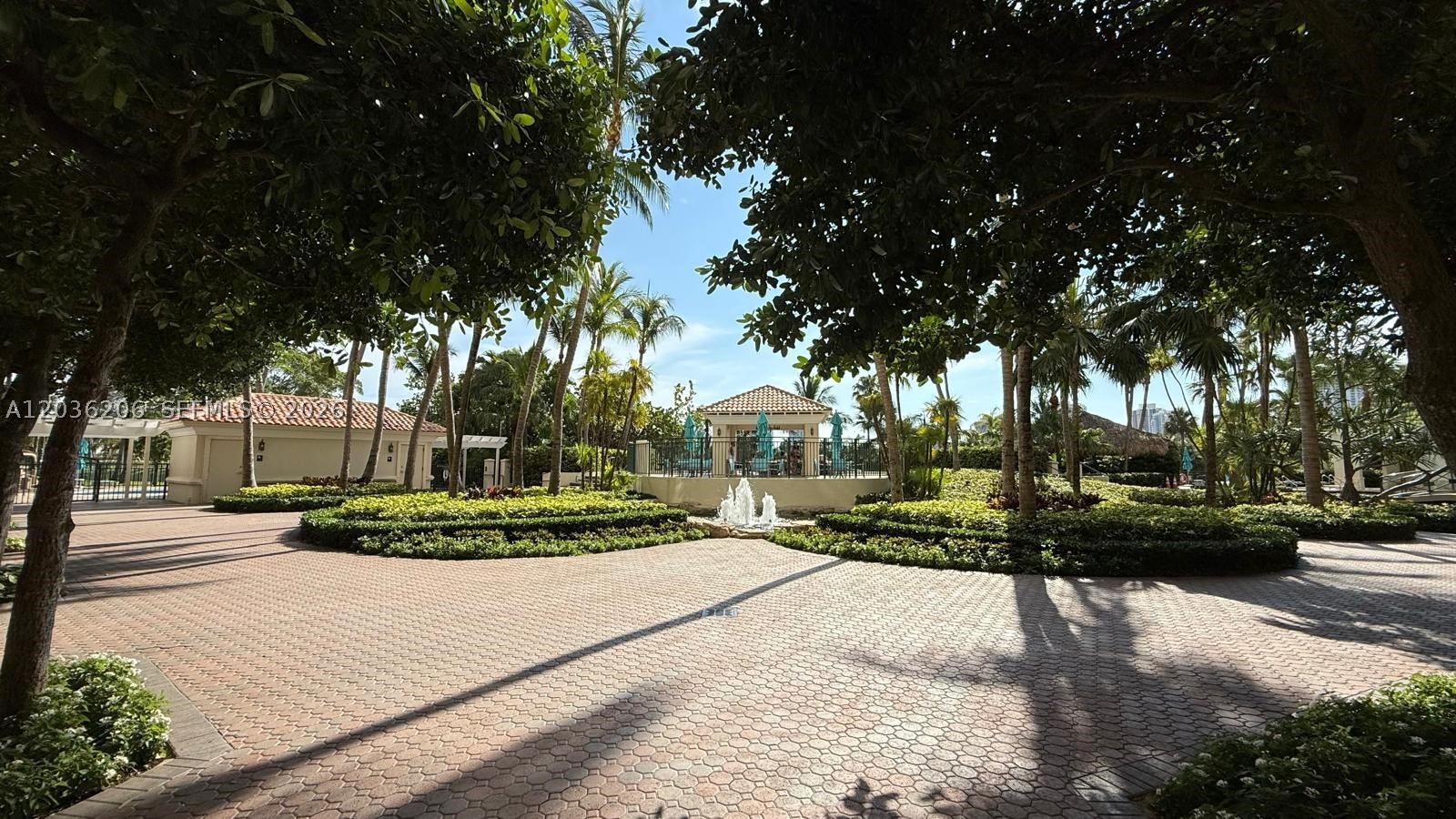 19501 W Country Club Dr #1212, Aventura FL 33180