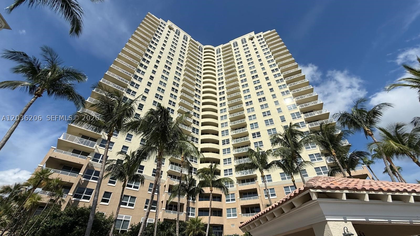 19501 W Country Club Dr #1212, Aventura FL 33180