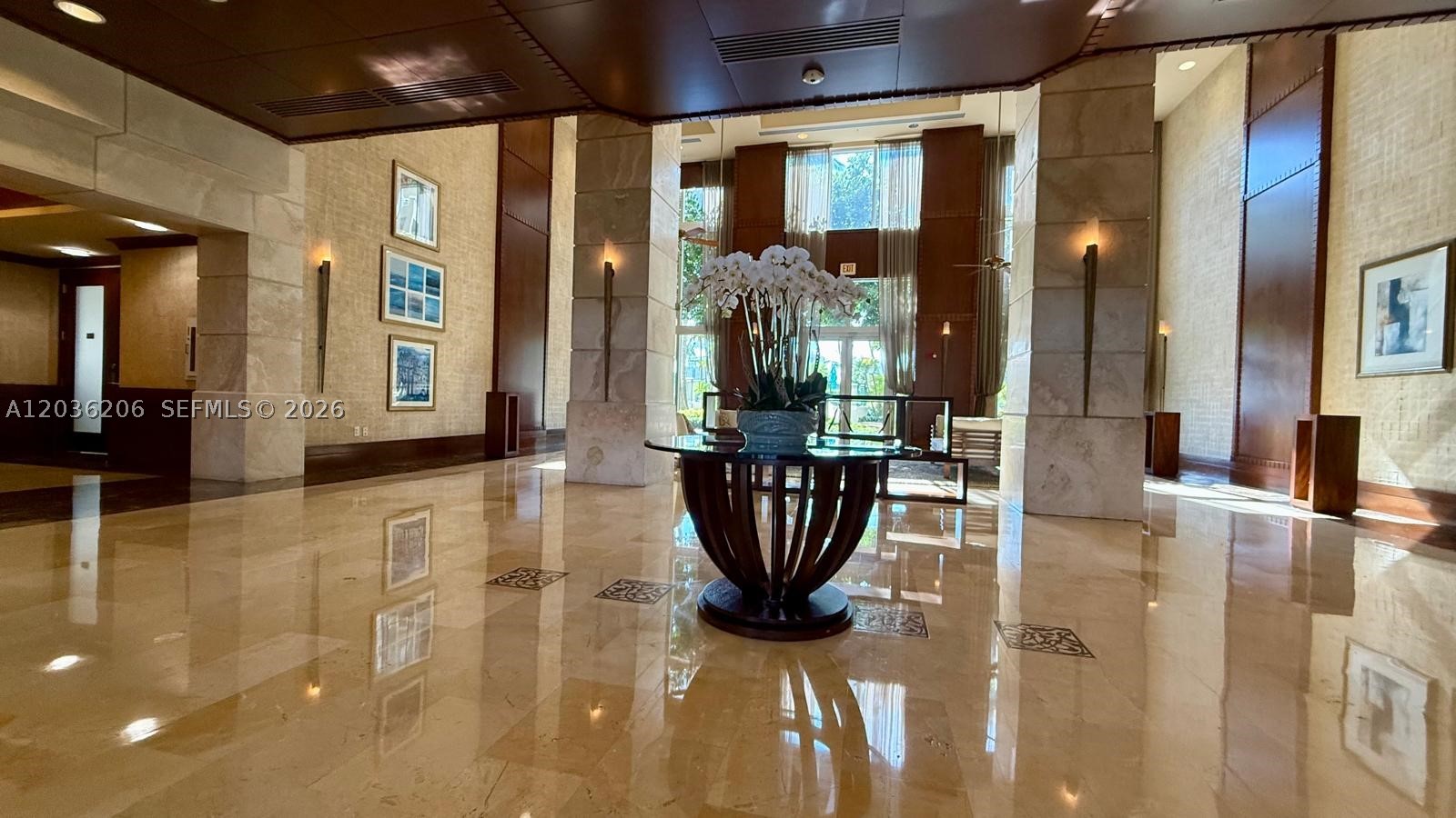 19501 W Country Club Dr #1212, Aventura FL 33180