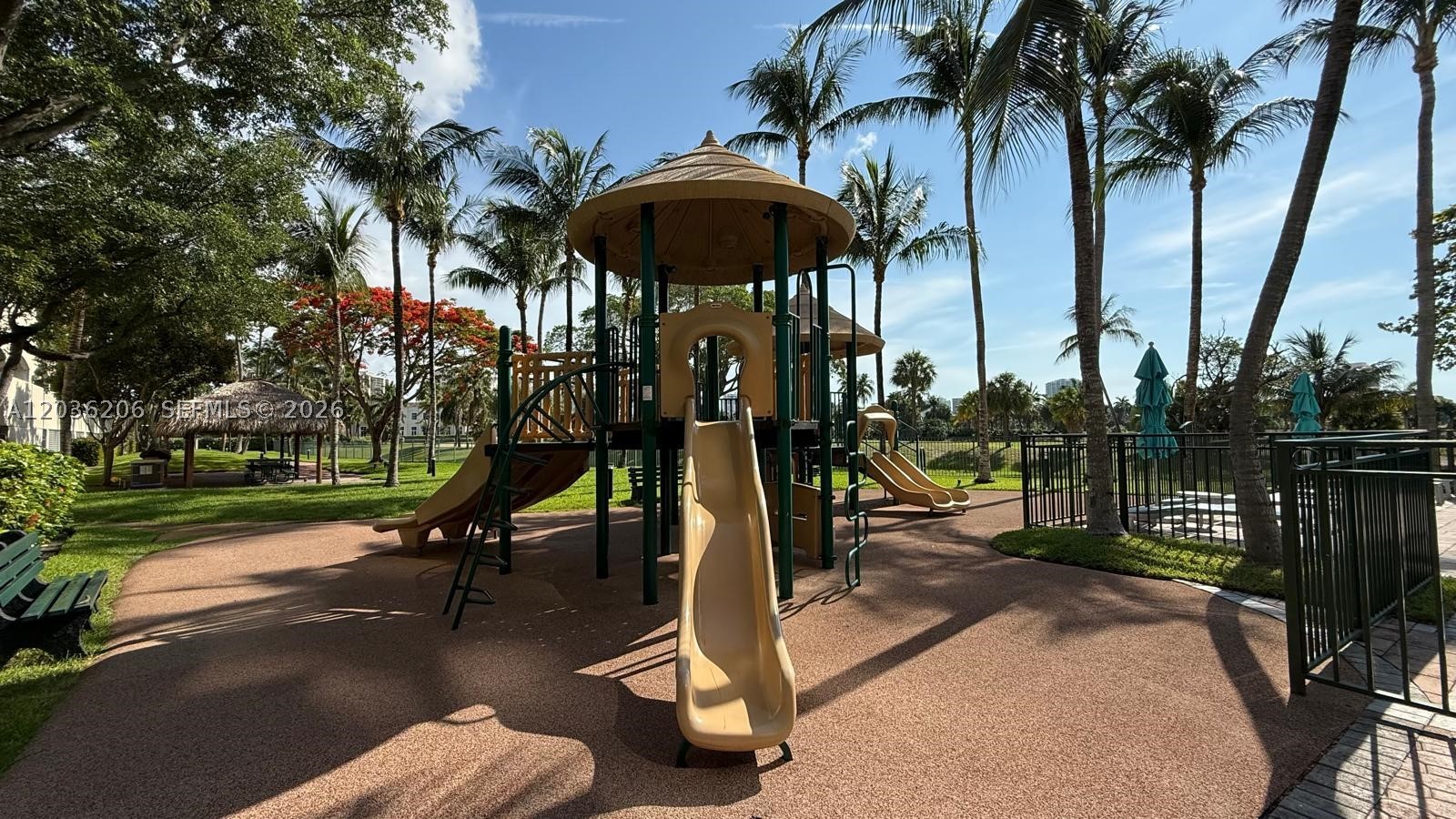 19501 W Country Club Dr #1212, Aventura FL 33180