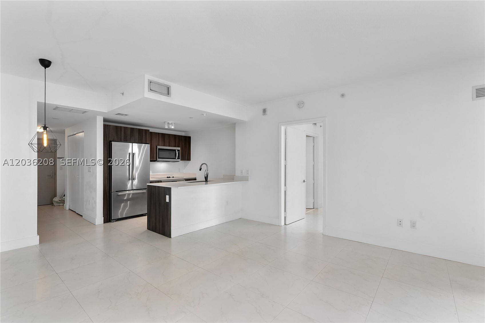 488 NE 18th St #1805, Miami FL 33132